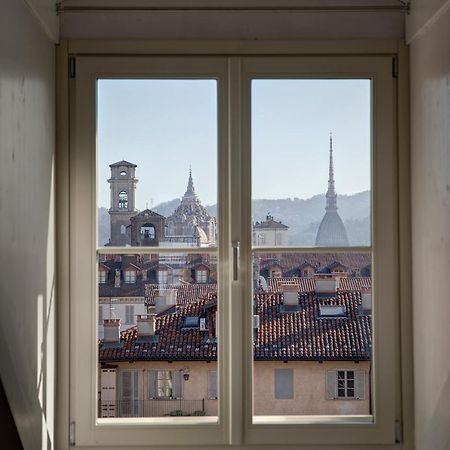 Quadrato Apartment Turin Bagian luar foto